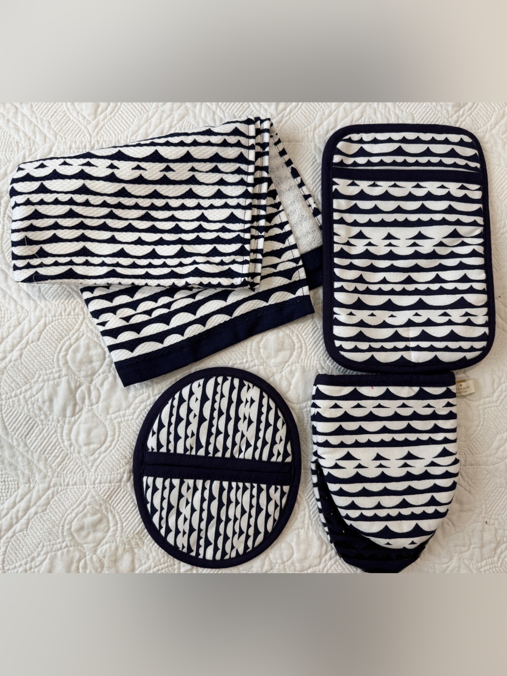 kate spade Navy and White Scallop Kitchen Linen Collection